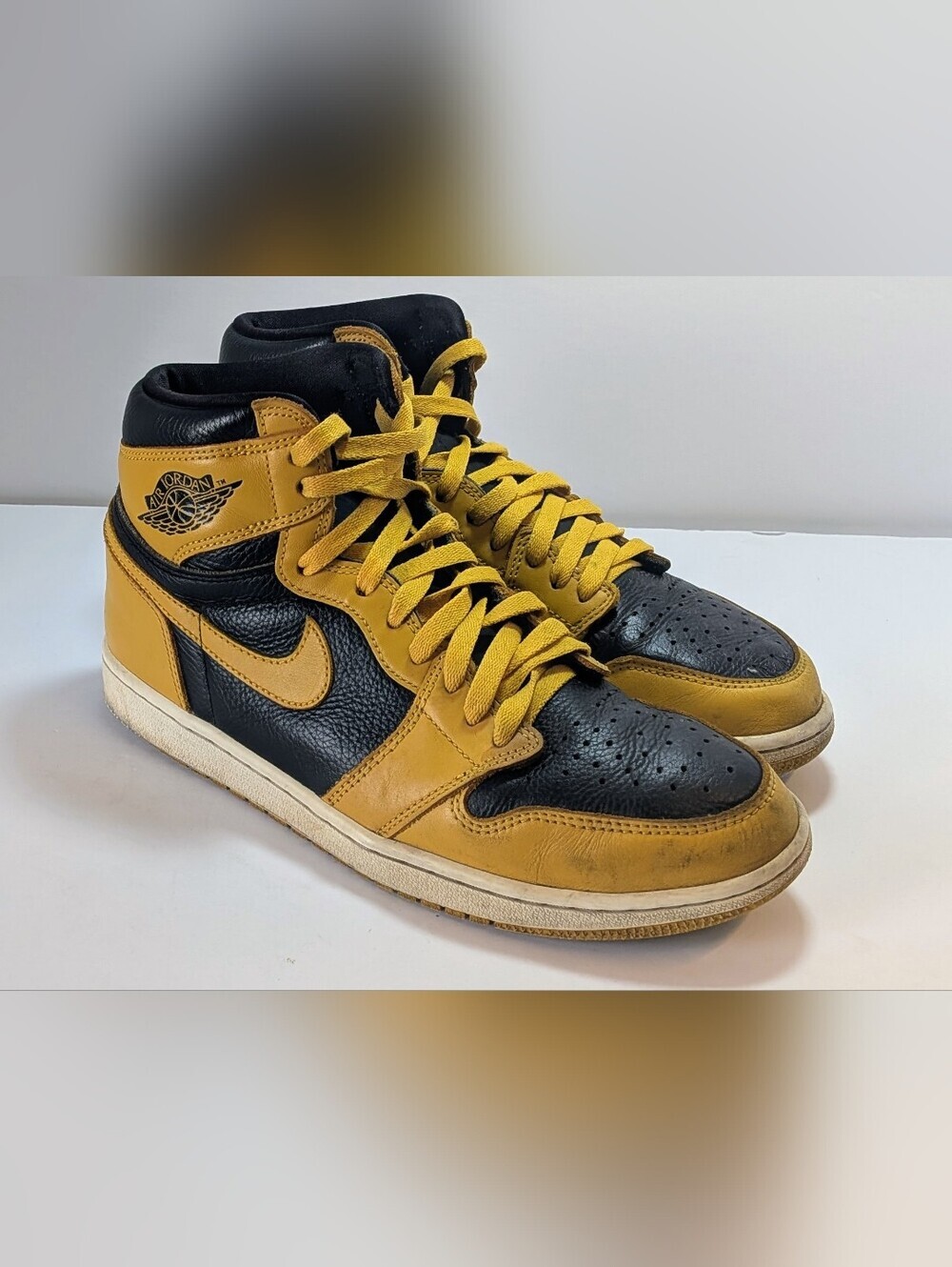 Nike Air Jordan 1 Retro High OG “Pollen” Men’s Size 10